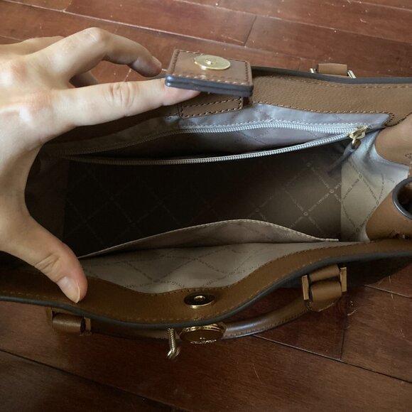 Michael Kors - Hamilton Medium Logo Satchel - Picture 5 of 10